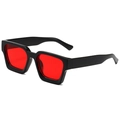 Lunettes de soleil rétro à monture noire épaisse et verres rouges rectangulaires tendance - Monture noir brillant verres rouges