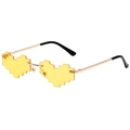 Lunettes de soleil cœur pixel tendance avec verres jaunes et monture dorée - Monture Dorée Verres Jaunes