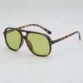 Lunettes de soleil aviateur en écaille de tortue avec verres verts et double pont chic - Monture Thé Écaille Verres Verts