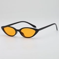 Lunettes de soleil œil de chat rétro noires avec verres oranges au design slim tendance - Monture Noire Verres Orange