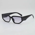 Lunettes de soleil œil de chat rétro noires avec verres dégradés violets et monture épaisse - Monture Noire Verre Violet