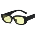Lunettes de soleil rétro rectangulaires avec monture noire et verres jaunes - Monture noir brillant verres jaunes