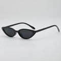 Lunettes de soleil œil de chat noires classiques avec verres foncés rétro - Monture Noire Verres Gris