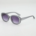 Lunettes de soleil ovales rétro avec monture gris mat et verres dégradés violets - Monture Grise Translucide Verres Gris Dégradé