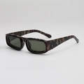 Lunettes de soleil rectangulaires camouflage avec verres gris foncé et branches larges - Monture Léopard Foncé Verres G15