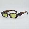 Lunettes de soleil rétro à monture étroite en écailles avec verres teintés jaune - Monture Vert Haricot Verres Verts