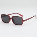 Gafas de sol cuadradas retro en rojo translúcido con lentes negras y remaches - Protección UV400 / Vino Tinto y Gris