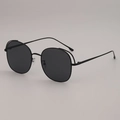 Gafas de sol negras oversize de metal con lentes redondas oscuras estilo moderno - Montura Negra Lente Gris
