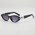 Cat eye leopard print sunglasses with purple gradient lenses and silver chain temple - Black Frame Gradient Gray Lens