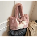 Borsa tote in pelliccia sintetica rosa con patch coniglio e finitura soffice - Rosa