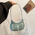 Minzgrüne Hobo-Schultertasche mit silbernen Perlenquasten und feiner Lederoptik für Damen - Grün