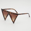 Fashionable oversized triangle sunglasses with tortoise shell frames and brown lenses - Tortoiseshell Frame Brown Lens