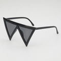 Oversized triangular hip-hop sunglasses with glossy black frame and dark lenses - Black Frame Grey Lens