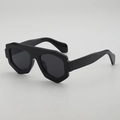 Gafas de sol negras de montura gruesa geométrica con forma hexagonal irregular y moderna - Montura Negra Lente Gris