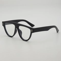 Occhiali da sole retrò oversize con montatura nera e accenti argentati sulle stanghette - Montatura Nera Lente Chiara