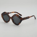 Lunettes de soleil oversize géométriques en écaille de tortue avec verres foncés pour femme - Taille unique / Monture Écaille Verres Gris