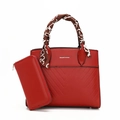 Set borsa tote rossa in pelle PU con trapuntatura a V e foulard di seta - Borgogna