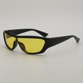 Lunettes de soleil Y2K de sport avec monture noire et verres jaunes pour protection UV400 - Monture Noire Verres Jaunes (JH8222)