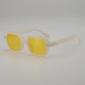 Lunettes de soleil carrées blanc cassé rétro avec verres jaunes et rivets déco - Blanc Gelée/Lentille Jaune