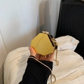 Elegante pochette esagonale in metallo dorato con finitura a specchio e catena snake - Oro Esagonale (1金色)