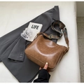 Brown vintage leather bucket bag with retro patterned wide strap and gold hardware - Khaki