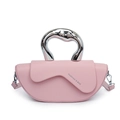 Sac rose à bandoulière avec rabat asymétrique et poignée en métal argenté liquide - Rose