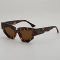 Chic tortoiseshell oversized irregular sunglasses with thick frames and dark lenses - Tortoise Shell Frame