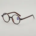 Occhiali da lettura rotondi retrò tartarugati con filtro luce blu e gradazione di +2,00 - +1.00 Diottria / Montatura Tè