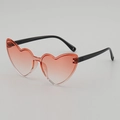 Occhiali da sole retrò a cuore con lenti sfumate rosse e stanghette nere minimaliste - Sfumatura Arancione