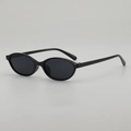 Lunettes de soleil ovales étroites rétro avec monture noire brillante et verres foncés - Monture Noire Verres Gris