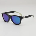 Sporty sunglasses with black frames and blue-purple reflective lenses for cycling - UV400 Anti-UV Lens / Black Frame Green Mirror Lens