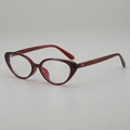 Occhiali cat-eye retrò con montatura in resina rosso scuro e dettagli in metallo - Lente Piana / Montatura Rosso Vino Lenti Piatte