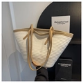 Borsa tote in paglia bianca con manici beige per vacanze estive e stile casual da spiaggia - Bianco Sporco