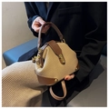 Schicke zweifarbige Handtasche in Beige und Braun mit goldenem Schloss und Griff - Khaki