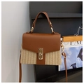 Braune Leder- und beige Web-Überschlagtasche mit elegantem goldenem Drehverschluss - Braun