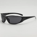 Gafas de sol deportivas negras futuristas Y2K con montura envolvente y patillas - B03Y-2 / Montura Negra Lente Gris