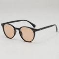 Vintage-Sonnenbrille mit schwarzem Rahmen, orangefarbenen Gläsern und Silbernieten - UV400 UV-Schutzlinse / Schwarzer Rahmen Helltee Linsen