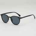 Retro schwarze quadratische Sonnenbrille mit dunkelgrauen Gläsern und Silbernieten - UV400 UV-Schutzlinse / Schwarzer Rahmen Graue Gläser
