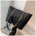 Grande borsa tote nera con trama a coccodrillo e catena in metallo dorato - Nero