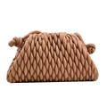 Sac à main nuage tissé marron en cuir rembourré avec détail de nœud sur fond blanc - Kaki