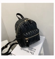 Mini zaino nero trapuntato con cerniere dorate ed elegante texture effetto matelassé - Nero