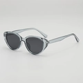 Gafas de sol retro cat-eye con montura gris transparente y lentes gris oscuro de mujer - Montura gris translúcida Lente gris