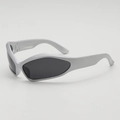 Zilveren Y2K retro kinderzonnebril met donkergrijze glazen en futuristisch montuur - Zilveren Frame Grijze Lens