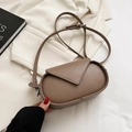 Vintage Umhängetasche in Braun aus Leder mit Ziernähten und Umschlagklappe - Khaki