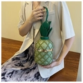 Borsa a tracolla creativa a forma di ananas verde con cuciture e borchie dorate - Verde