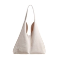 Grande borsa tote geometrica bianca in ecopelle martellata con tracolla moderna senza cuciture - Bianco