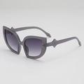 Occhiali da sole cat-eye esagerati in viola traslucido con accenti a punta unici - C03 Z-3 / Montatura Grigio Trasparente Lenti Grigio Sfumato