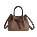 Sac seau en cuir marron clair avec lanières marron foncé et boucle argentée - Sans Pendentif / Gris