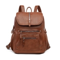 Zaino vintage marrone in ecopelle con tasche multiple a cerniera e spallacci regolabili - Cuoio