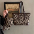 Leopard-Muster Tote-Bag Set mit braunen Kunstledergriffen und passender Reißverschlusstasche - 3-teiliges Set / Leopard Kaffee